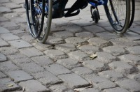 Мэру Великого Новгорода передано обращение по итогам прогулки Доступный город-2015