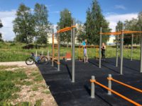 Крокодил не ловится, не растёт кокос